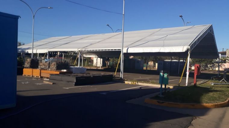 Instalan carpas prehospitalarias en el Príncipe de Asturias