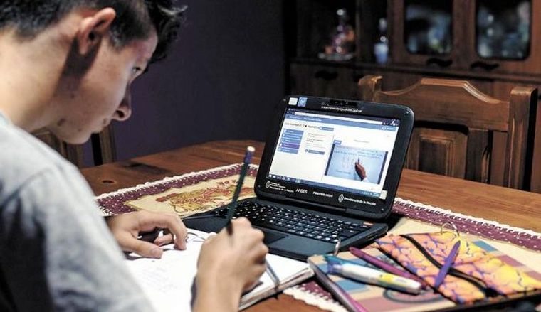 El nivel secundario de 21 ciudades continuarán en modalidad virtual.