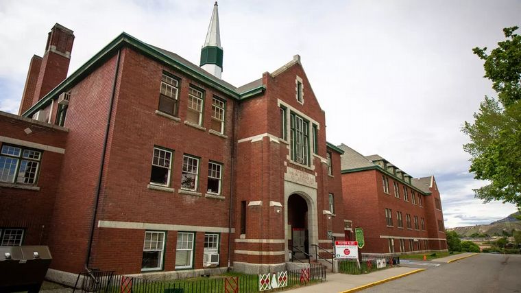 Encuentran restos de niños en Kamloops Indian Residential School, Canadá