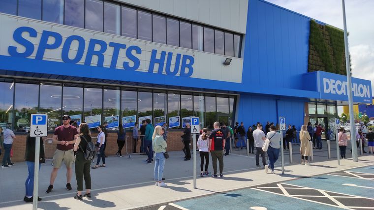 Irlanda reabre tras cinco meses de confinamiento