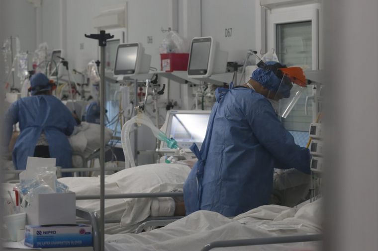 FOTO: Los médicos, los héroes al frente de esta pandemia.