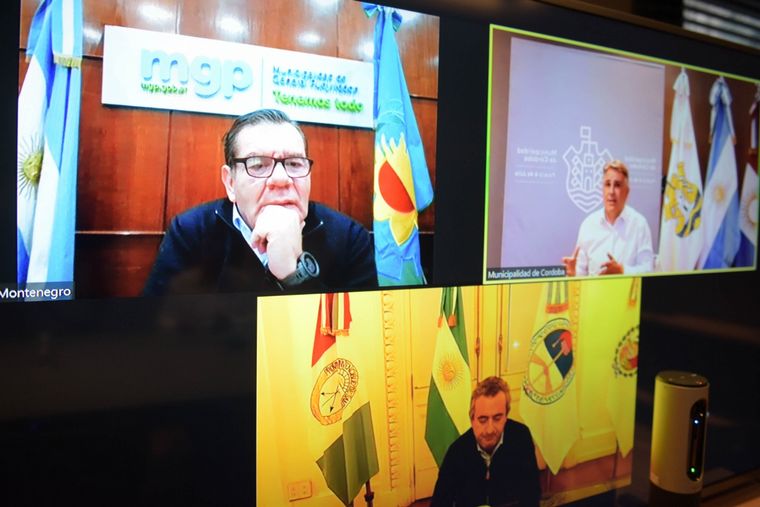 Llaryora, Montenegro y Javkin mantuvieron un encuentro virtual. 