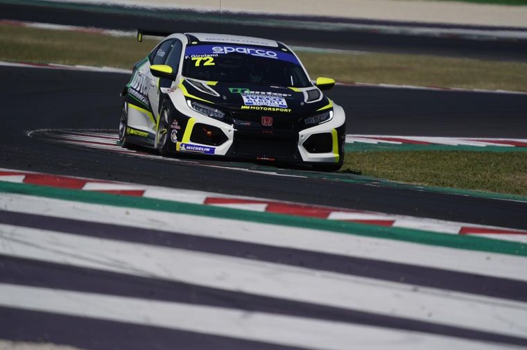 Franco Girolami debutó con pole en el TCR Italiano en Misano