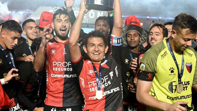 Pulga Rodríguez: "No hay plata que compre esta felicidad". (Foto: Marcelo Carrol)