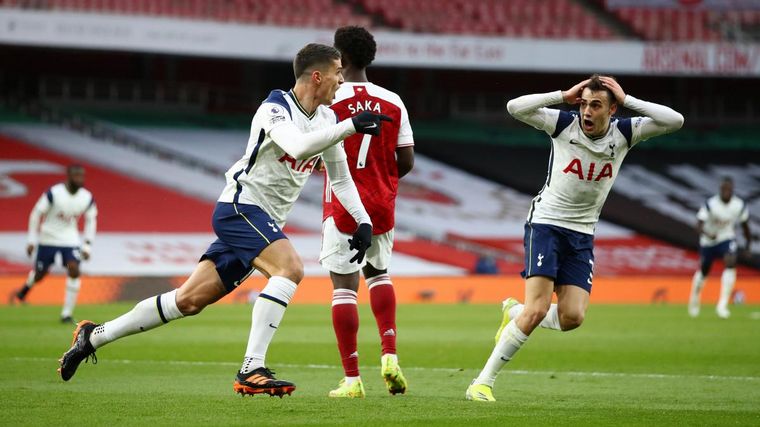 El tanto del argentino fue elegido como el mejor de la temporada.