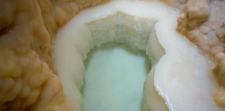 Pileta oculta en Estados Unidos