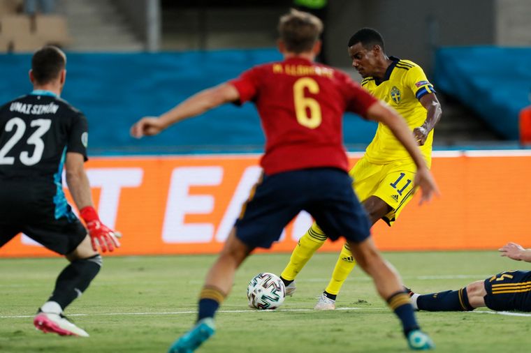 España y Suecia empataron 0 a 0 en el debut de la Eurocopa.