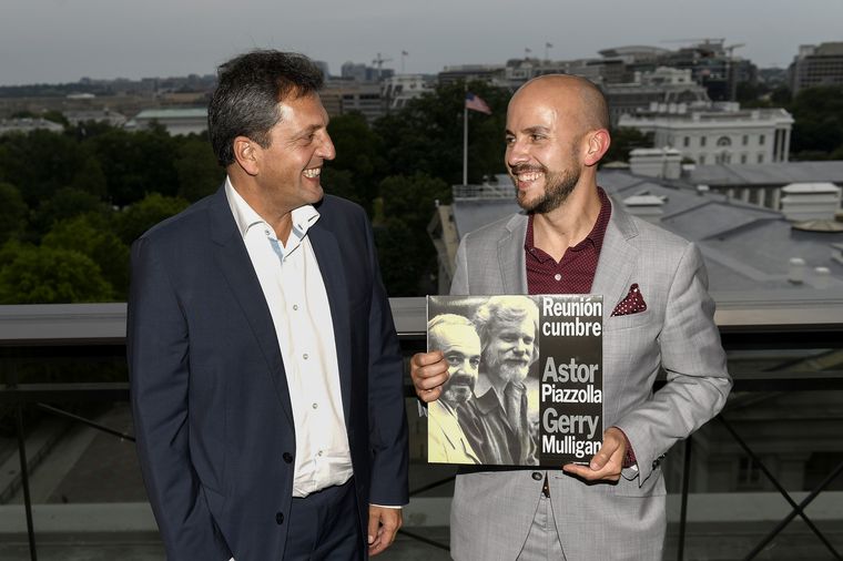 Massa se encuentra en Estados Unidos para buscar apoyos.