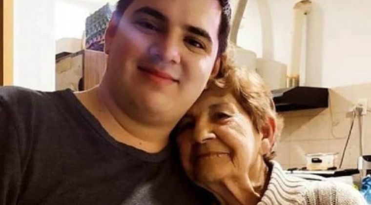 Murieron de Covid una abuela y su nieto a los tres días