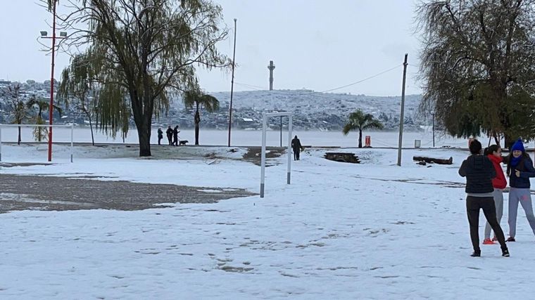 Histórico: nevó en Córdoba después de 14 años - Noticias - Cadena 3 Argentina