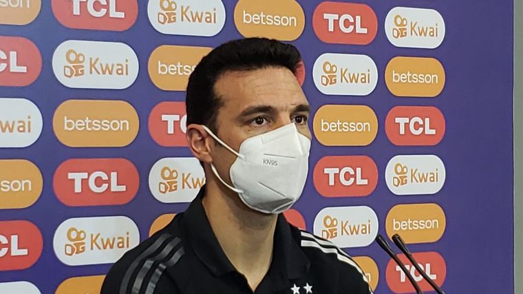 Scaloni, durante la conferencia de prensa tras la victoria albiceleste.