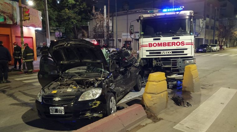 Grave choque en avenida Colón y Monseñor de Andrea en Córdoba.