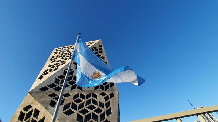 Córdoba conmemoró el Día de la Bandera en el Centro Cívico