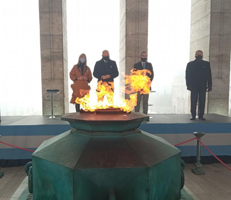 Rosario celebró el Día de la Bandera