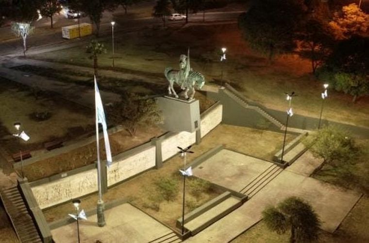 Córdoba inaugura la remodelación del monumento a Belgrano