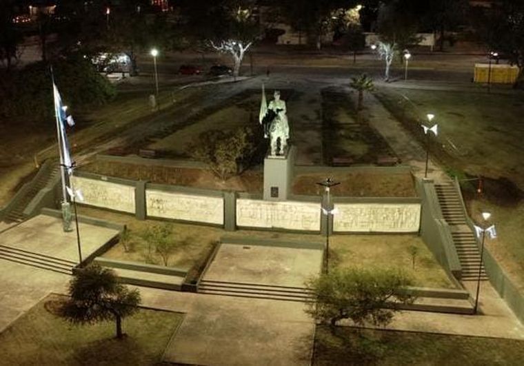 Córdoba inaugura la remodelación del monumento a Belgrano