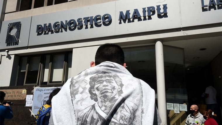 Luque y Cosachov, cada vez más complicados en la causa Maradona.