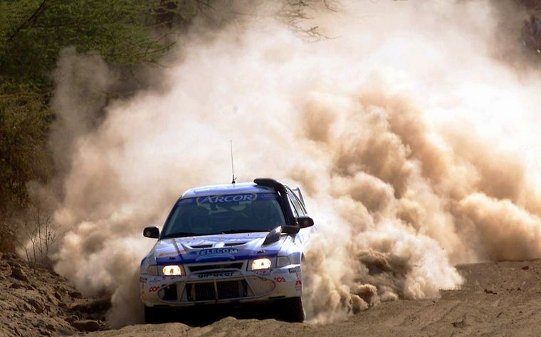 Claudio Menzi y su Mitsubishi, ganadores del Safari de Kenya 2000 (Gr.N/4)
