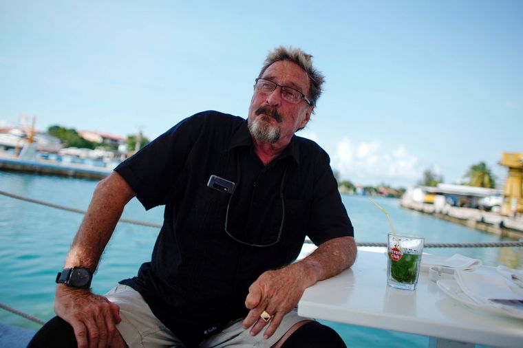 Encontraron a John McAfee muerto en su celda (Foto: Agencia Reuters)
