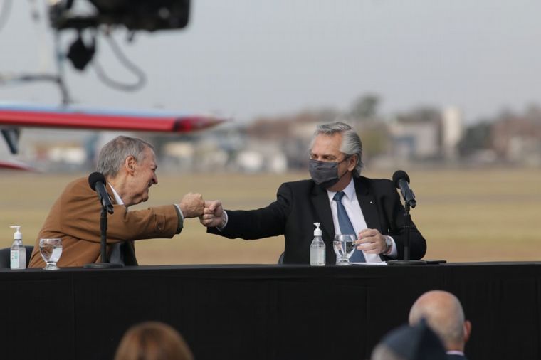Alberto Fernández y Juan Schiaretti, juntos en Fadea.
