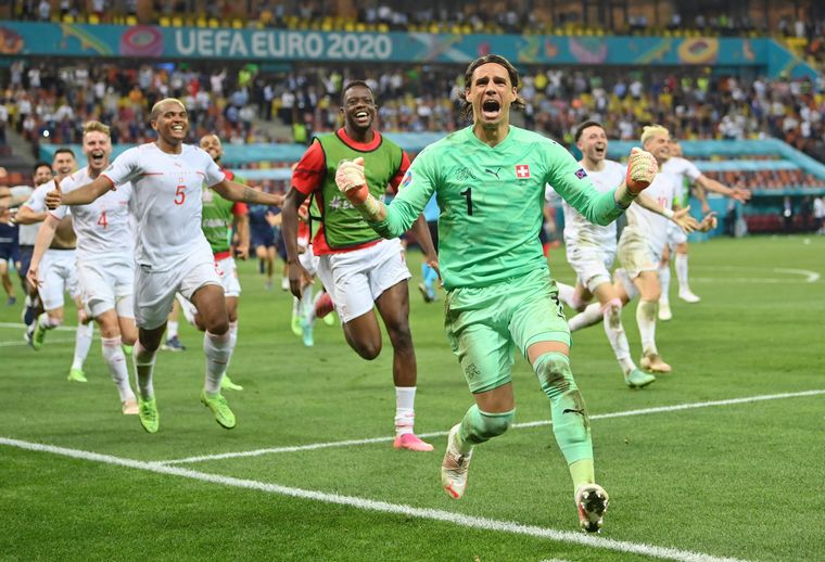 De la mano del arquero Yann Sommer, Suiza eliminó a Francia por penales.