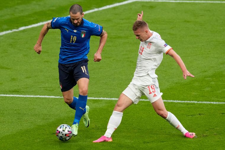 Duelo de titanes entre Italia y España en la Eurocopa.