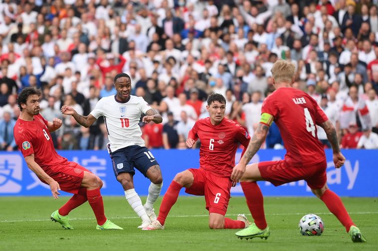 FOTO: Inglaterra superó a Dinamarca por las semifinales de la Eurocopa.
