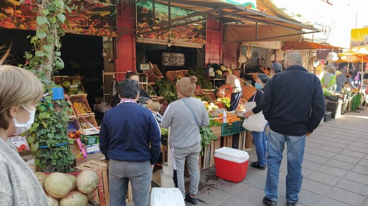 Buen movimiento de público en el Mercado Norte.