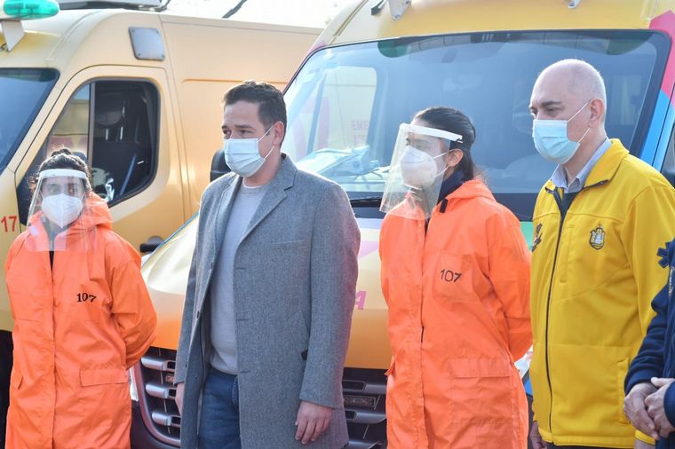 El 107 sumó a su primera mujer conductora de ambulancia.