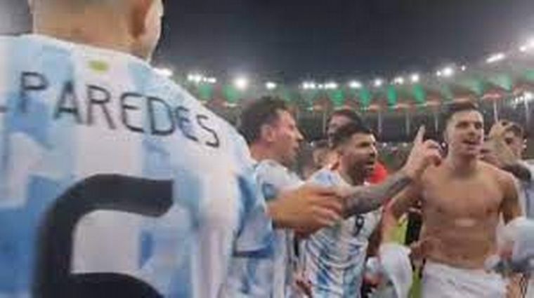 Lionel Messi frenó a De Paul en un cántico ofensivo contra Brasil.