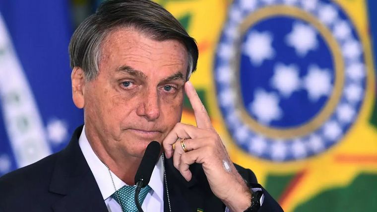 FOTO: Bolsonaro propondrá la "solución Malvinas" a Zelenski