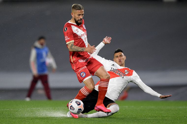 Argentinos Juniors se llevó un valioso resultado del