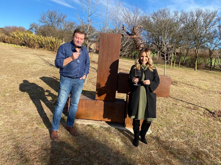 Siempre Juntos transmite desde Finca Vista Grande.