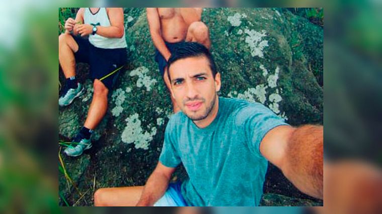 El auto del contador fue encontrado con 9.500 dólares en barrio 1 de Julio.