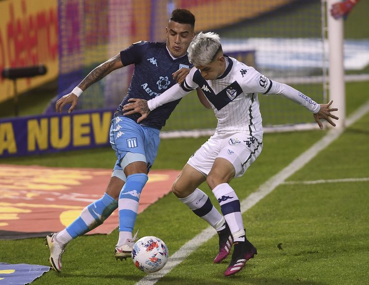 En un juego parejo, Racing y Vélez no se sacan ventajas.