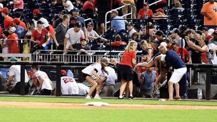 Fuerte tiroteo durante un juego de béisbol en Washington