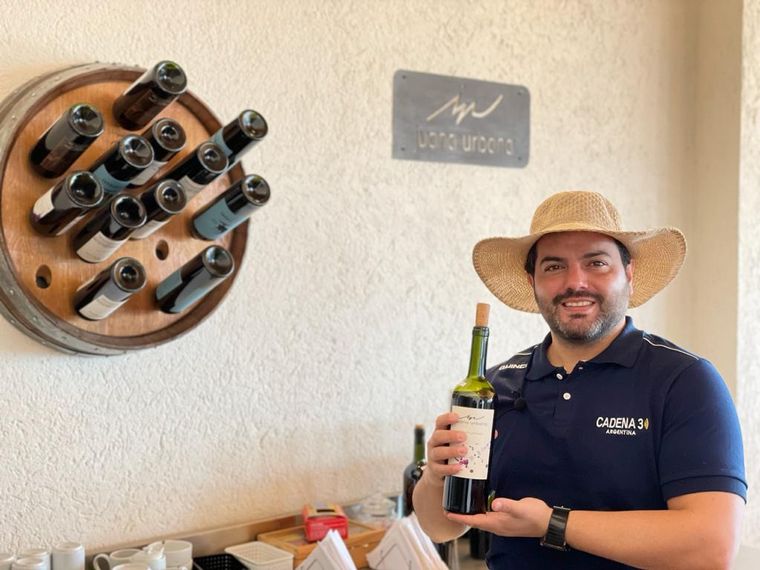 Magui y Seba probaron los vinos de Juana Urbana