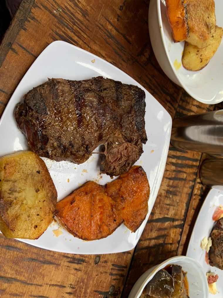 Mica Rodríguez se animó a la travesía 4x4 por los lagos