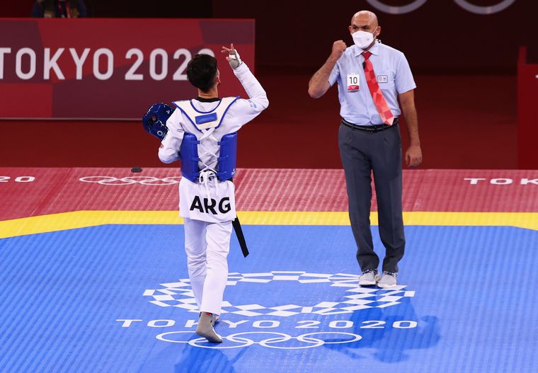 FOTO: Lucas Guzmán no pudo quedarse con el bronce en taekwondo