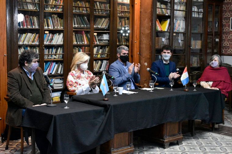 Córdoba Escribe ofrece $ 30 mil por crónicas de la pandemia