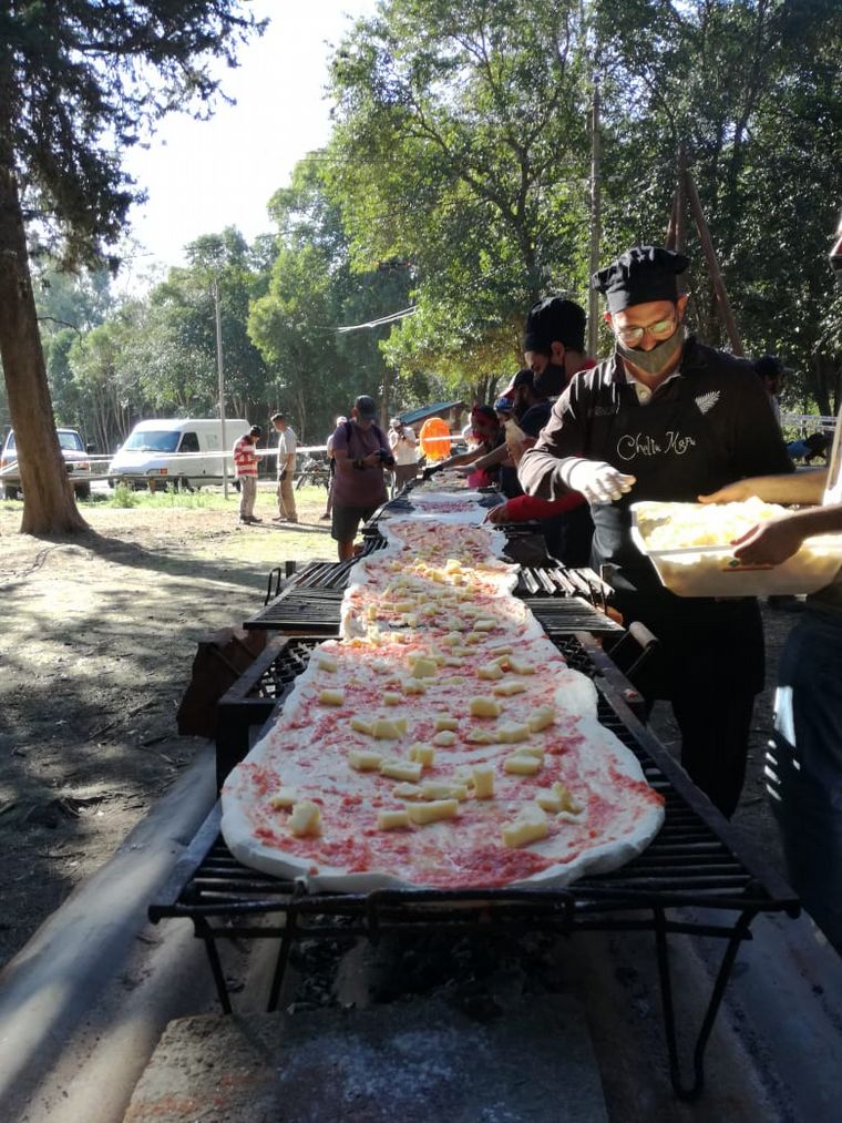 Pizza a la parrilla más larga del mundo, en Córdoba