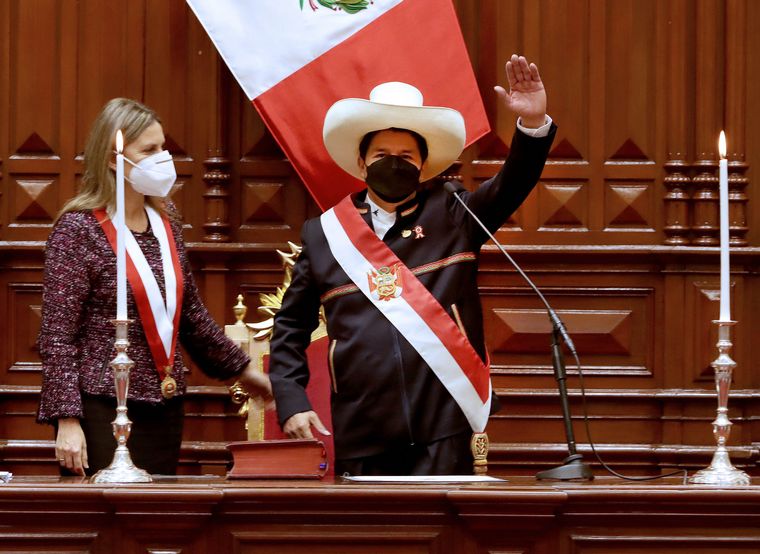 "No los defraudaré", dijo Castillo en su primer discurso como presidente.