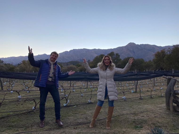 Siempre Juntos, desde Aráoz de Lamadrid.