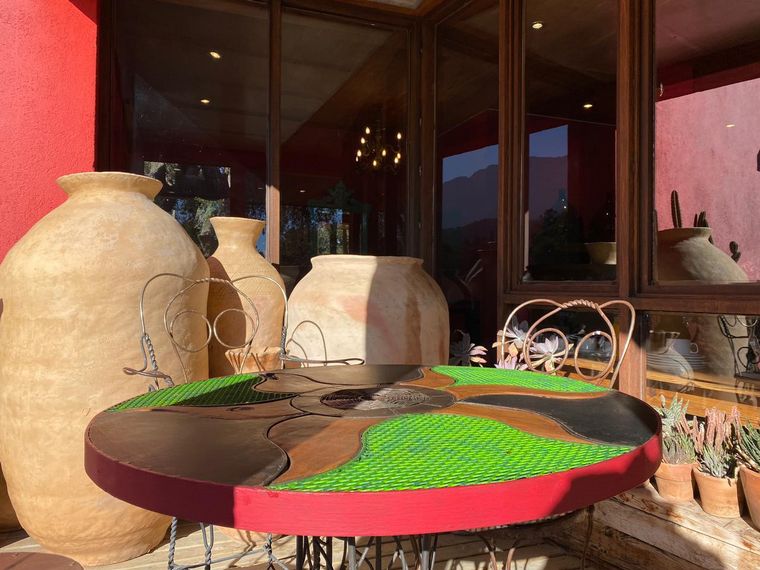 Siempre Juntos, desde Aráoz de Lamadrid.