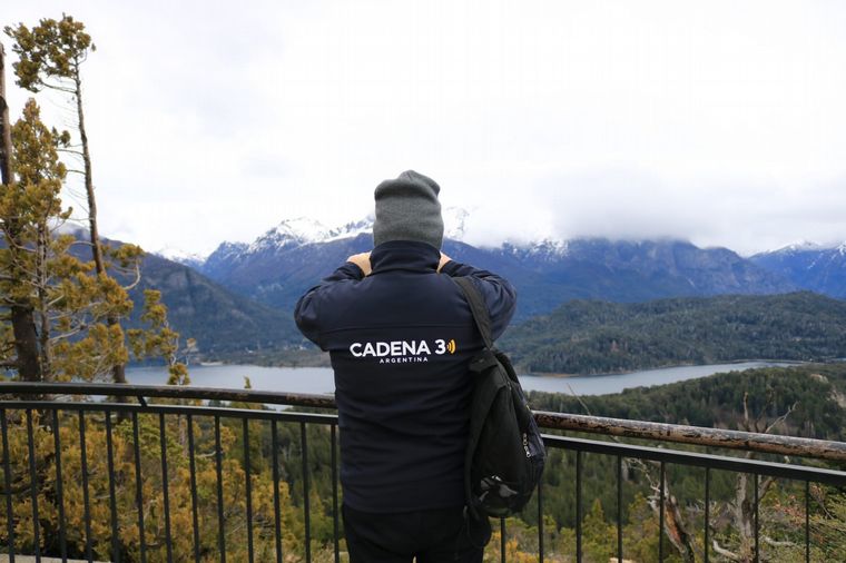 FOTO: La imponente vista panorámica del Cerro Campanario en Bariloche.