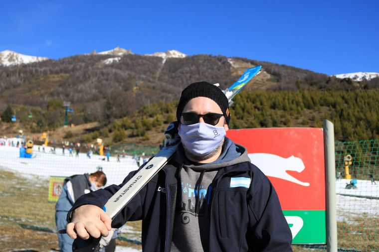 Matías Arrieta esquió en el Cerro Catedral