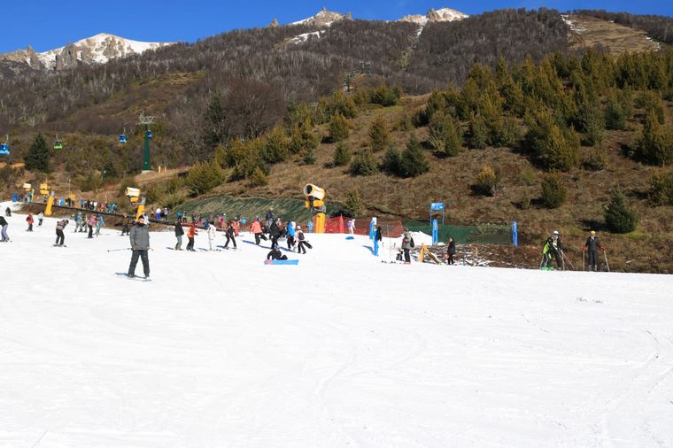 Matías Arrieta esquió en el Cerro Catedral