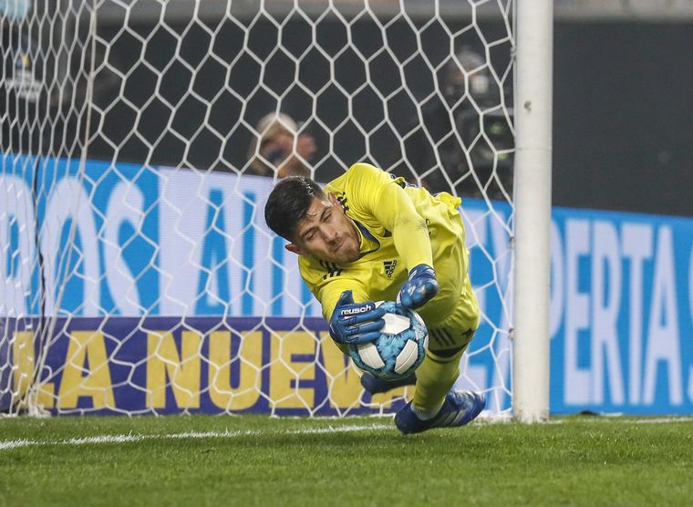 El arquero Agustín Rossi fue el mejor jugador del encuentro. 