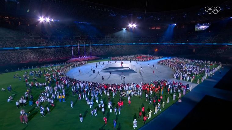 FOTO: Tokio despidió a los Juegos Olímpicos con una ceremonia imponente.