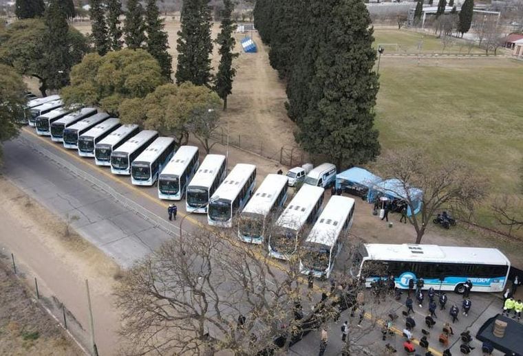 Martín Llaryora presentó 30 nuevas unidades 0Km de Tamse.